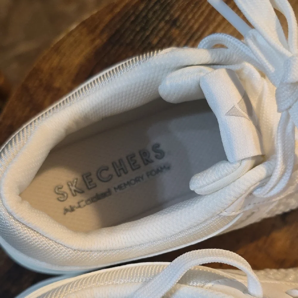 Skechers White Air Cushioned Fashion Sneakers With Tie Up Women's 6.5 - Picture 4 of 11